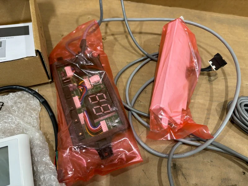 Wired Remote Controller With Lcd Display - Image 4