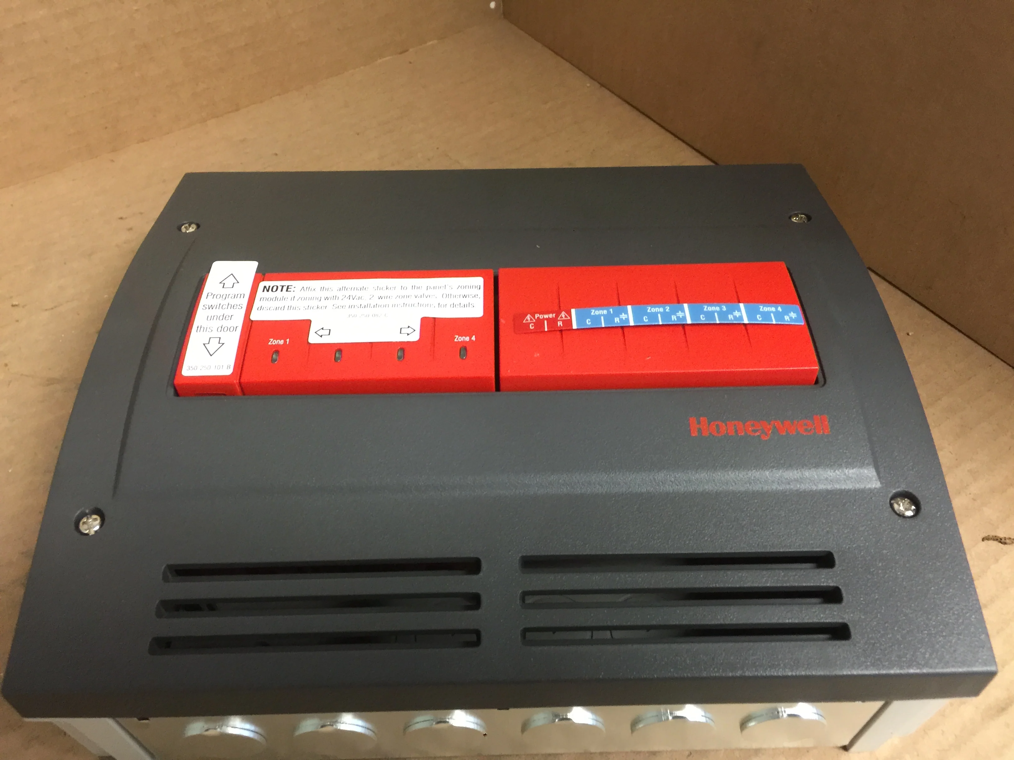 Zoning Expansion Panel; 120V 50/60Hz, for 4 Zone Pumps or 2-Wire Valves - Image 3